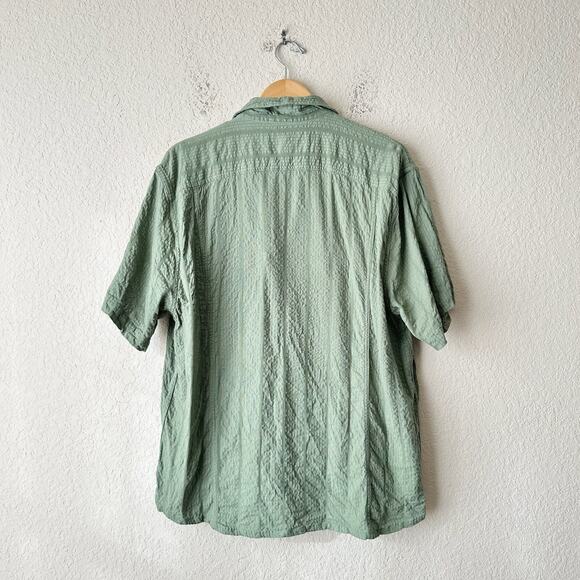 CORRIDOR Seersucker Camp Shirt Thyme Green Striped Button Up Beach Travel - Picture 2 of 7